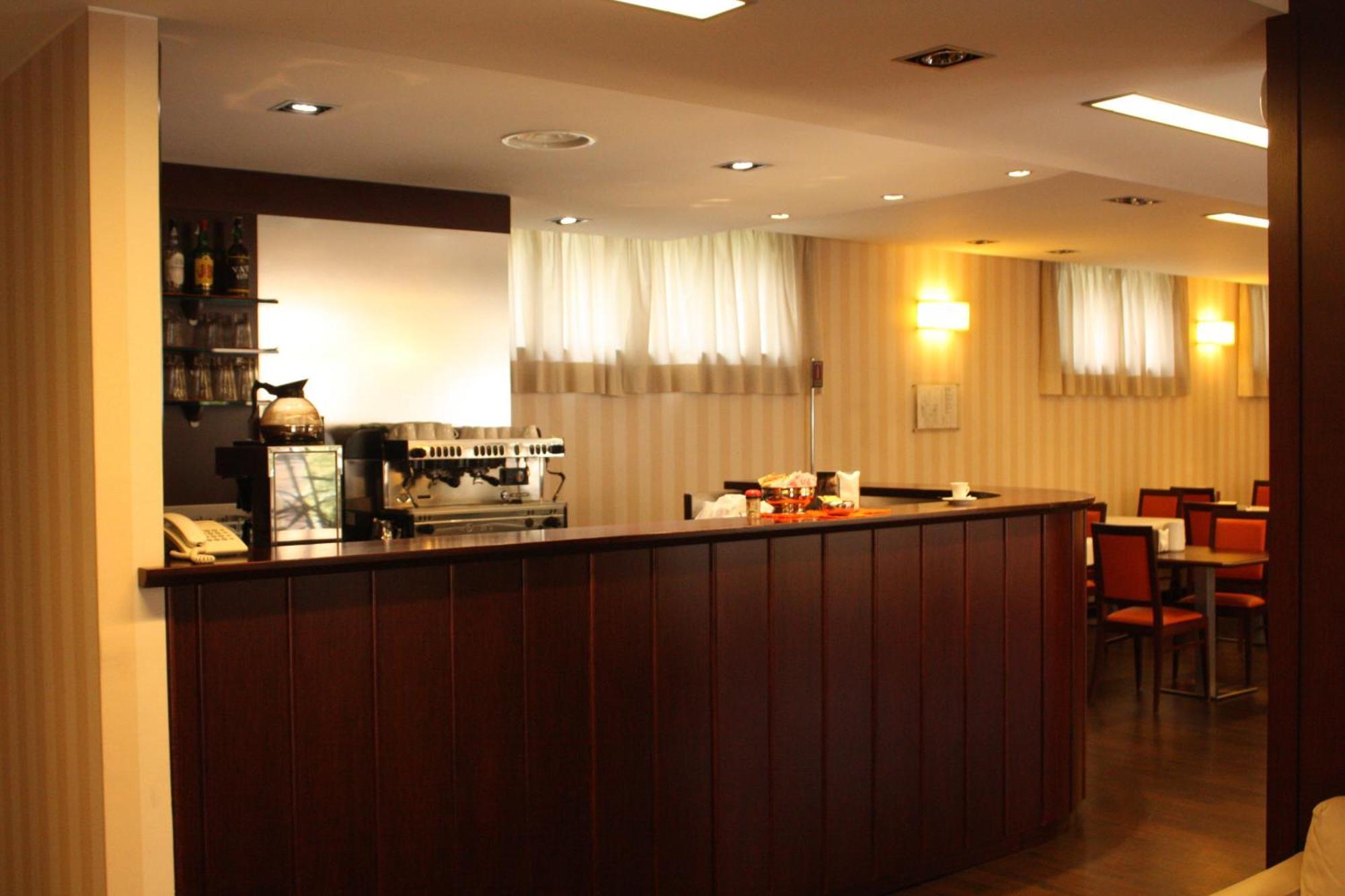 Hotel 2C Legnano Eksteriør bilde