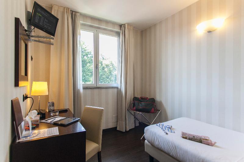 Hotel 2C Legnano Eksteriør bilde