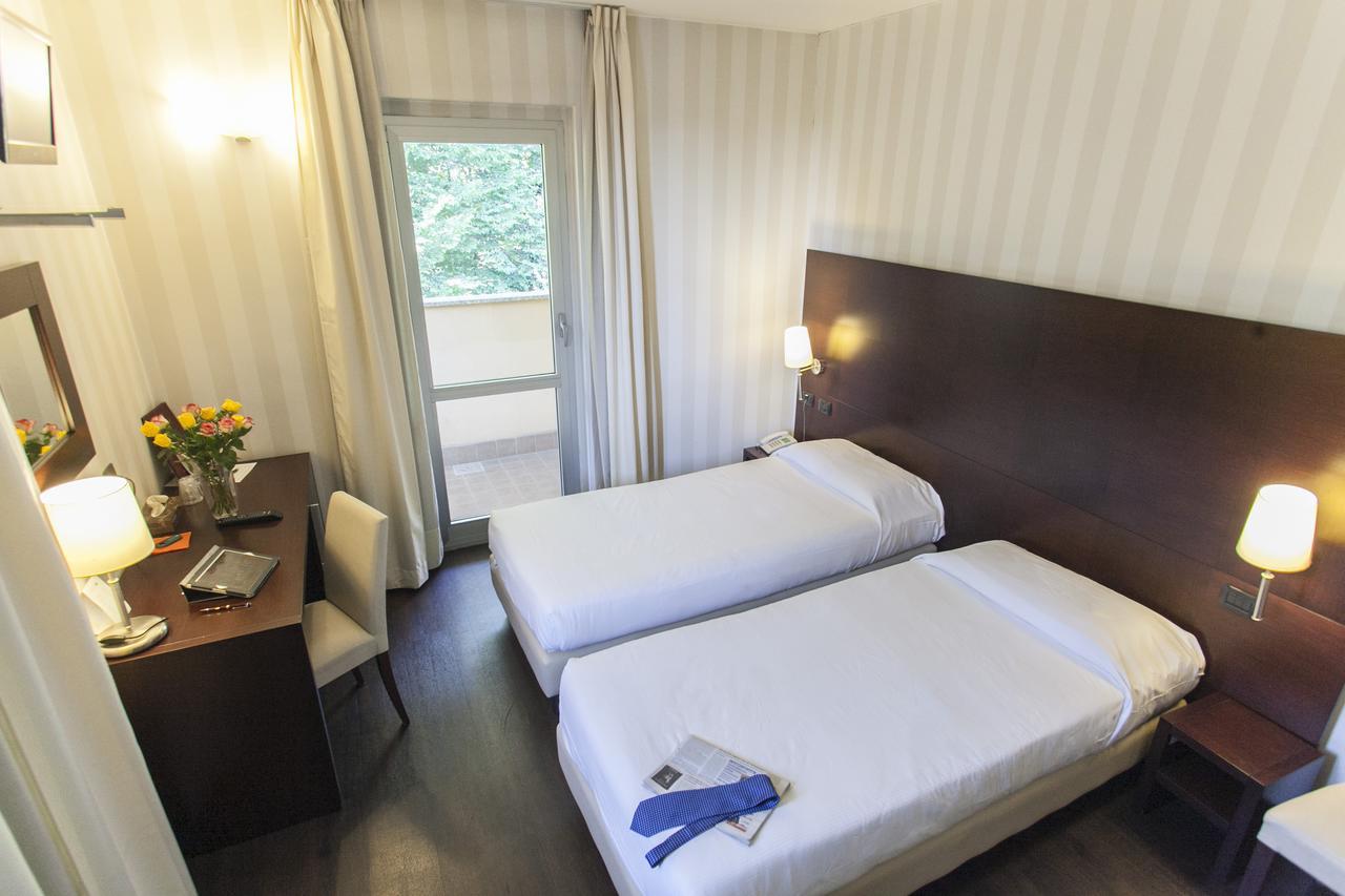Hotel 2C Legnano Eksteriør bilde