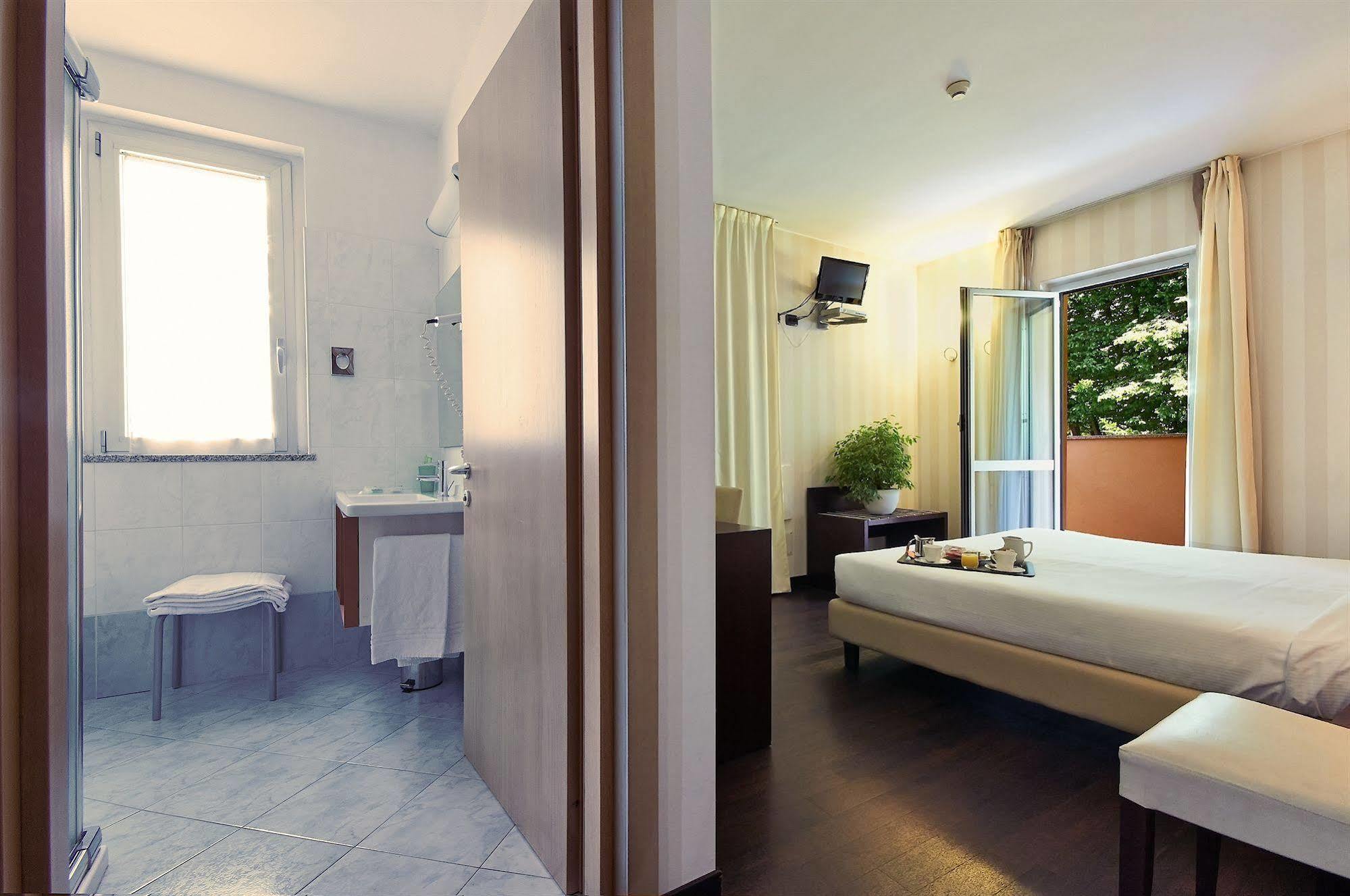 Hotel 2C Legnano Eksteriør bilde