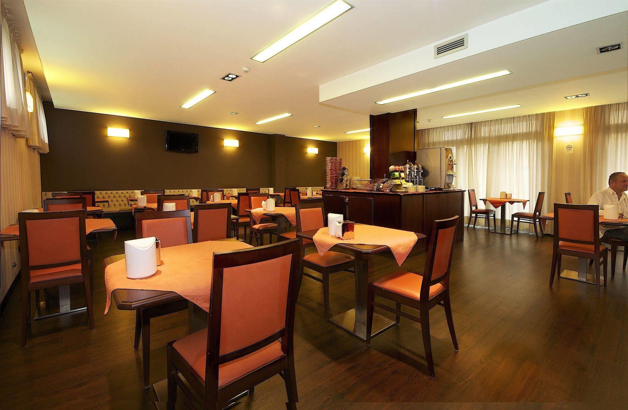 Hotel 2C Legnano Eksteriør bilde