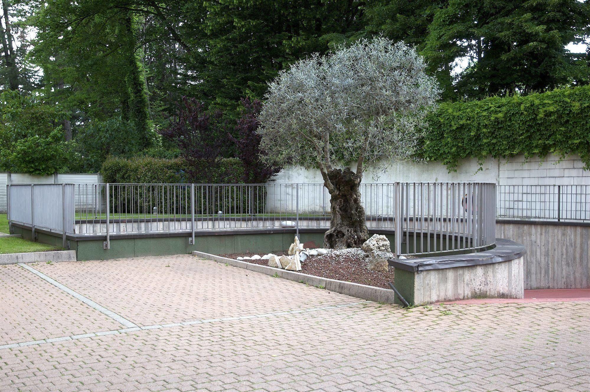 Hotel 2C Legnano Eksteriør bilde